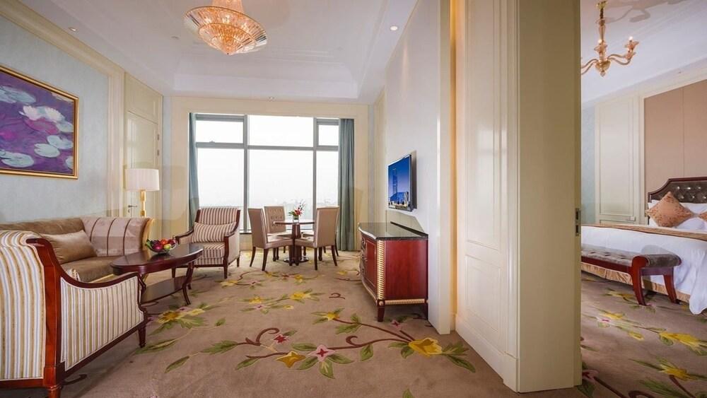 Haili New Century Grand Hotel Haiyan Haiyan  Exterior foto