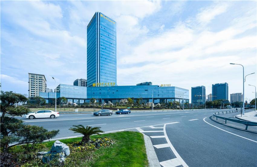 Haili New Century Grand Hotel Haiyan Haiyan  Exterior foto